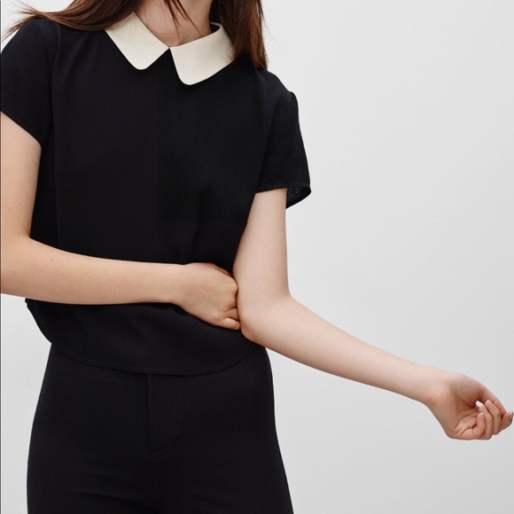 Aritzia Blouse with White Collar - Picture 1 of 1